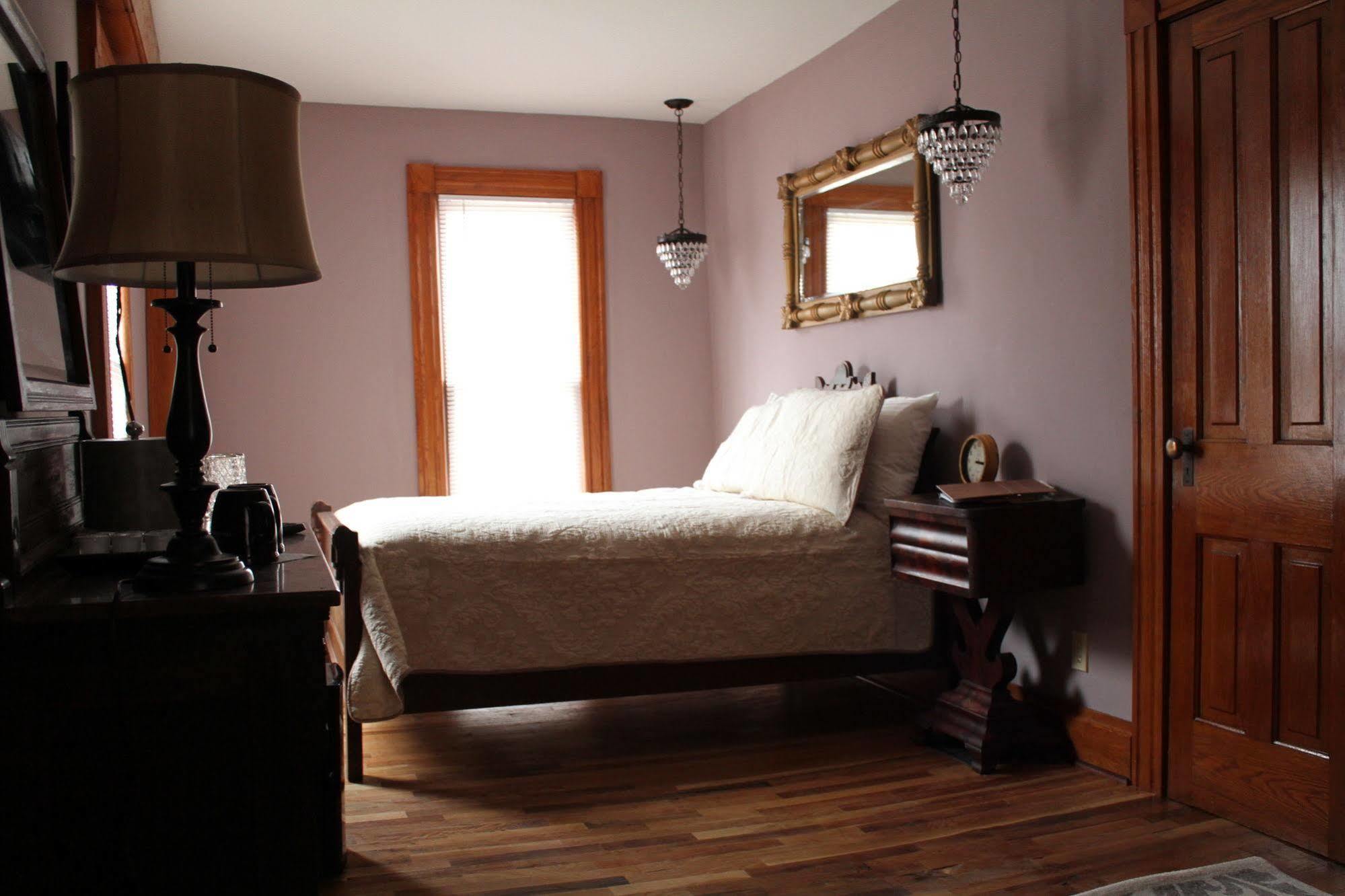 The Buxton Inn Granville ภายนอก รูปภาพ
