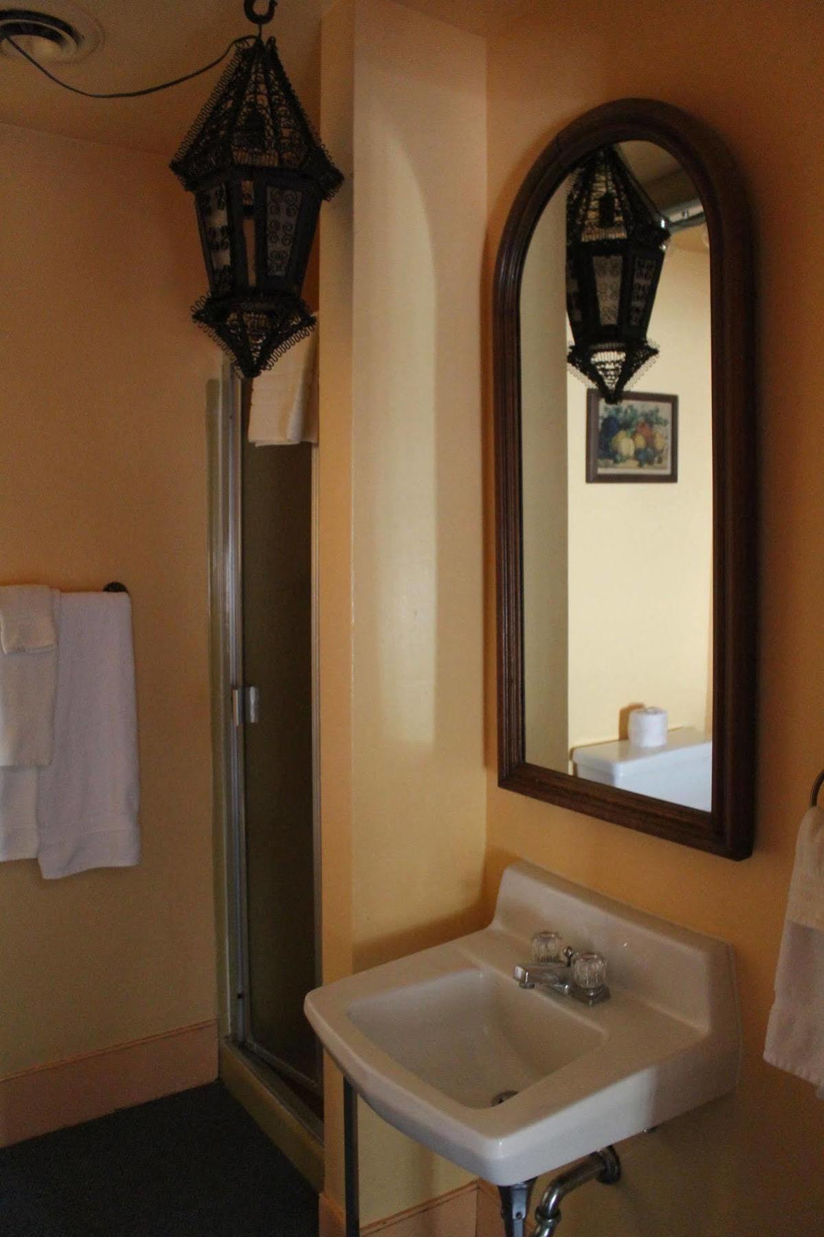 The Buxton Inn Granville ภายนอก รูปภาพ